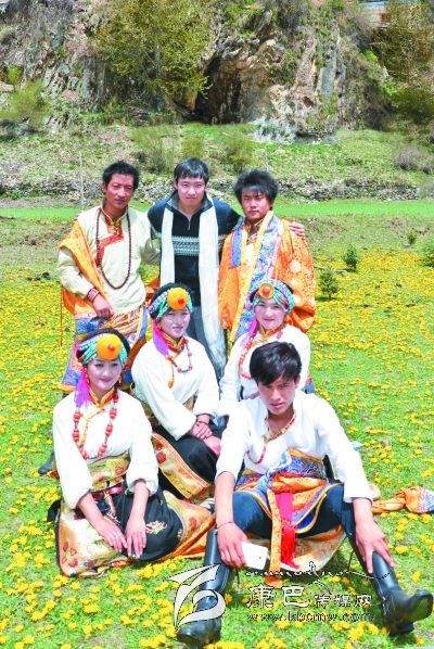 把美人裝進(jìn)心里，把美景留給眼睛