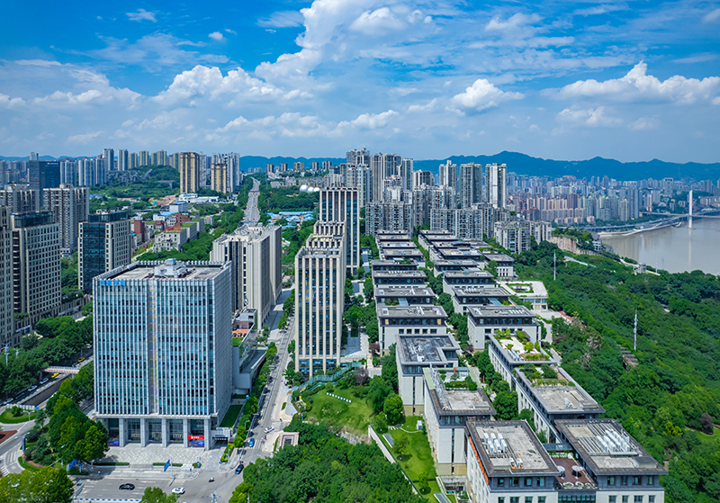 2023年8月4日，重慶，區(qū)塊鏈數(shù)字經(jīng)濟(jì)產(chǎn)業(yè)園。